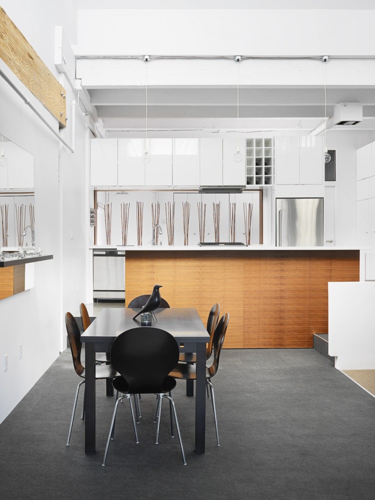 Crosstown Loft / Campos Leckie Studio