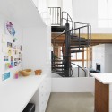 Crosstown Loft / Camps Leckie Studio Crosstown Loft / Camps Leckie Studio © John Sinal