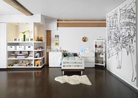 Crosstown Loft / Camps Leckie Studio