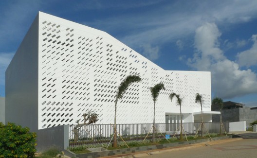 Alam Family Residence / Elsye Alam