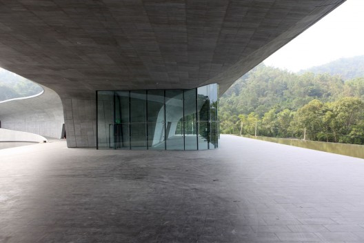 Hsiangshan Visitor Center - Norihiko Dan