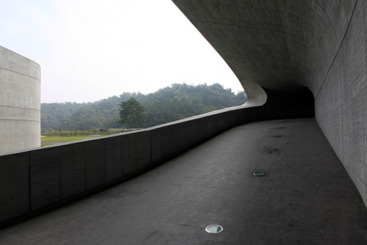 Hsiangshan Visitor Center - Norihiko Dan