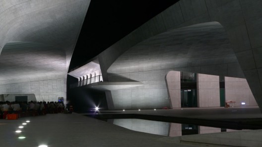 Hsiangshan Visitor Center - Norihiko Dan