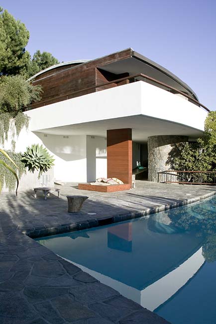 AD Classics: Schwimmer House / John Lautner