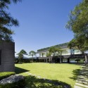 Floating House - Hyunjoon Yoo Architects Floating House - Hyunjoon Yoo Architects © Seunghoon Yum