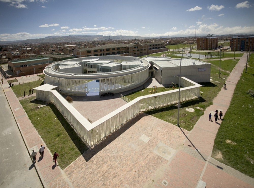 El Porvenir Social Kindergarden / Giancarlo Mazzanti