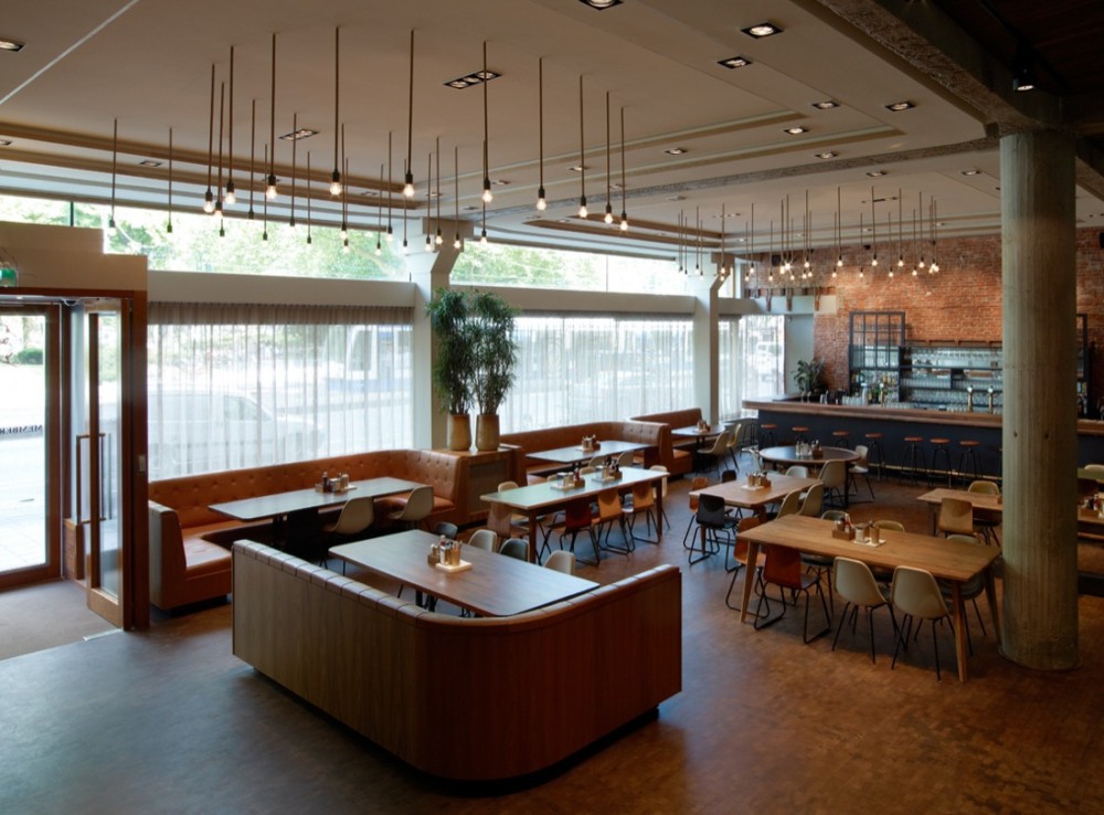 Tommy Hilfiger’s Peoples Place / Marc Prosman Architecten and Daniel O’Kelly