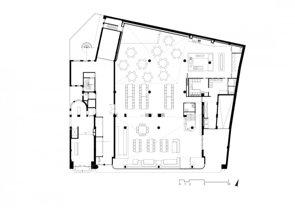 Tommy Hilfiger’s Peoples Place / Marc Prosman Architecten and Daniel O’Kelly