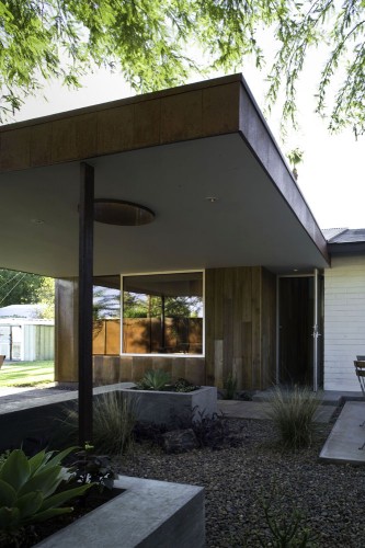 Earll Residence / StudioROEDER