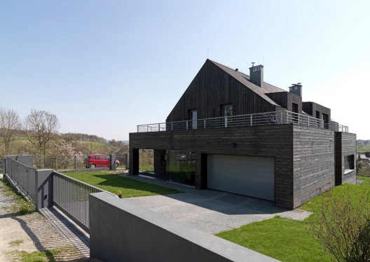 Single Family House / Wizja Architects