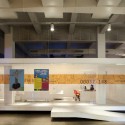 Escola Nave / Atelier OFICINA de Arquitectos © Fran Parente