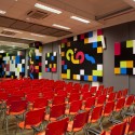 Escola Nave / Atelier OFICINA de Arquitectos © Fran Parente