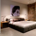 Yaletown Loft / Kelly Reynolds Yaletown Loft / Kelly Reynolds © Chad Falkenberg