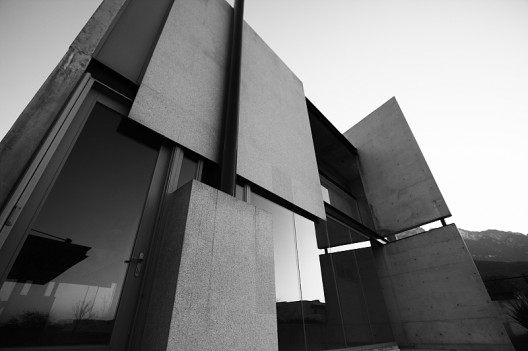 Bravo House / Agustín Landa Ruiloba, Rolando Martínez Rodríguez