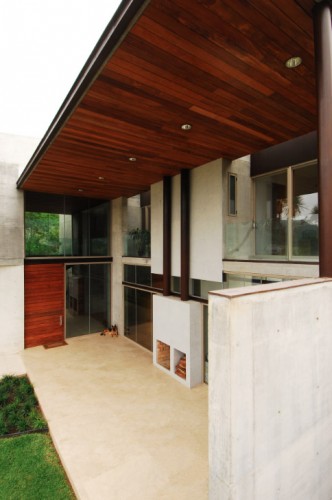 Bravo House / Agustín Landa Ruiloba, Rolando Martínez Rodríguez
