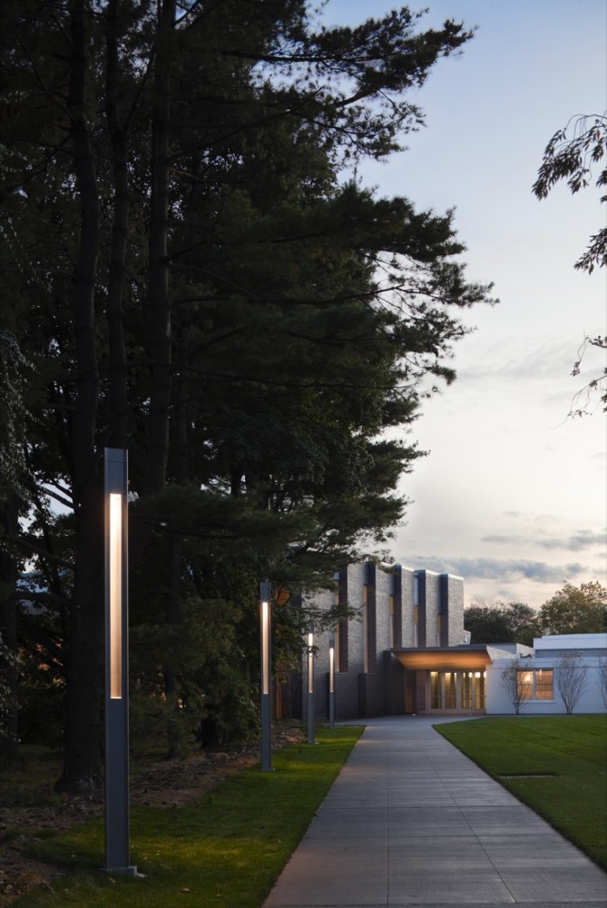 Westchester Reform Temple / Rogers Marvel Architects
