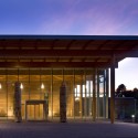 Western Red Cedar Architectural Design Awards Winner / Alfred Waugh Architect Courtesy of Alfred Waugh Architect