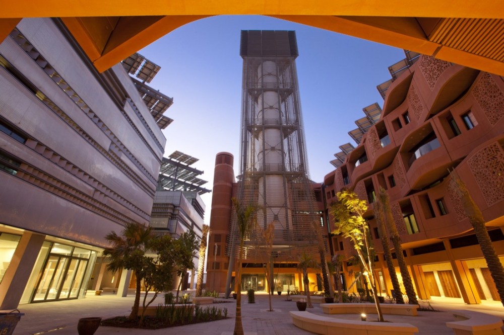 Masdar Institute / Foster + Partners