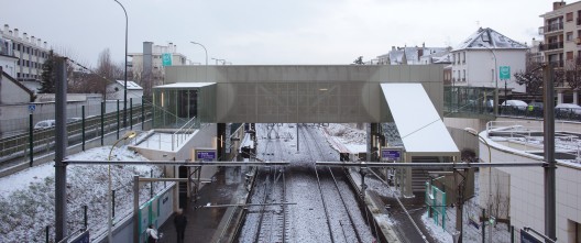 Bridge Building / Atelier PHILEAS