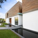 Adamos Residence / Vardastudio Architects & Designers Adamos Residence / Vardastudio Architects & Designers © Christos Papantoniou
