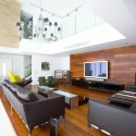 Adamos Residence / Vardastudio Architects & Designers Adamos Residence / Vardastudio Architects & Designers © Christos Papantoniou