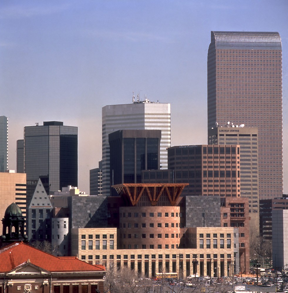 AD Classics: Denver Central Library / Michael Graves & Associates