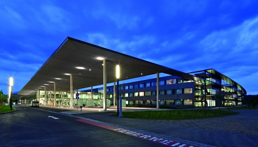 Klinikum Klagenfurt / DFA Dietmar Feichtinger Architectes © Hertha Hurnaus