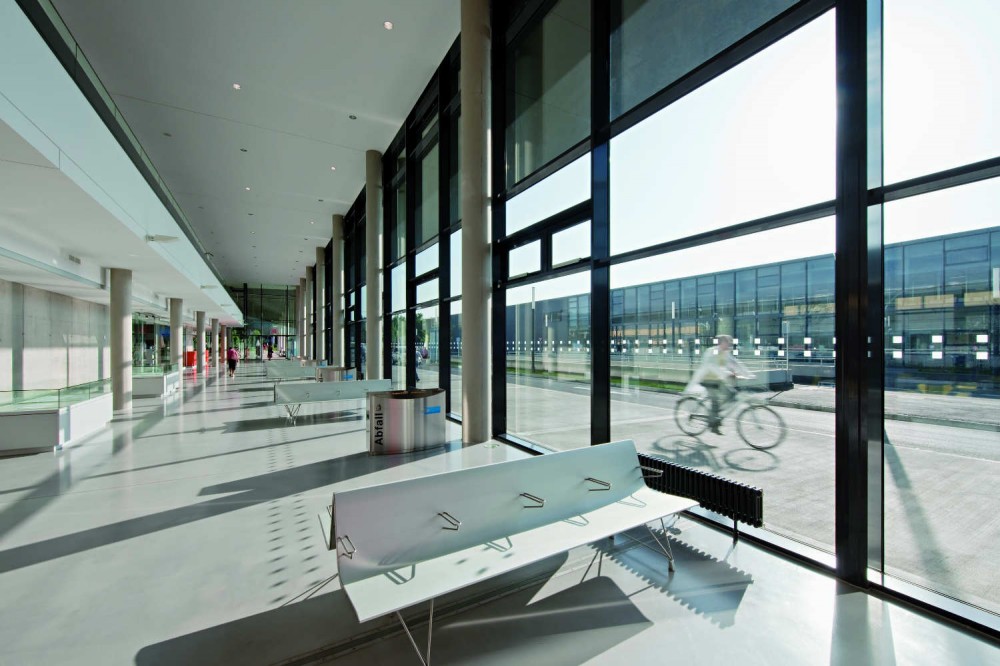 Klinikum Klagenfurt / DFA Dietmar Feichtinger Architectes © Hertha Hurnaus