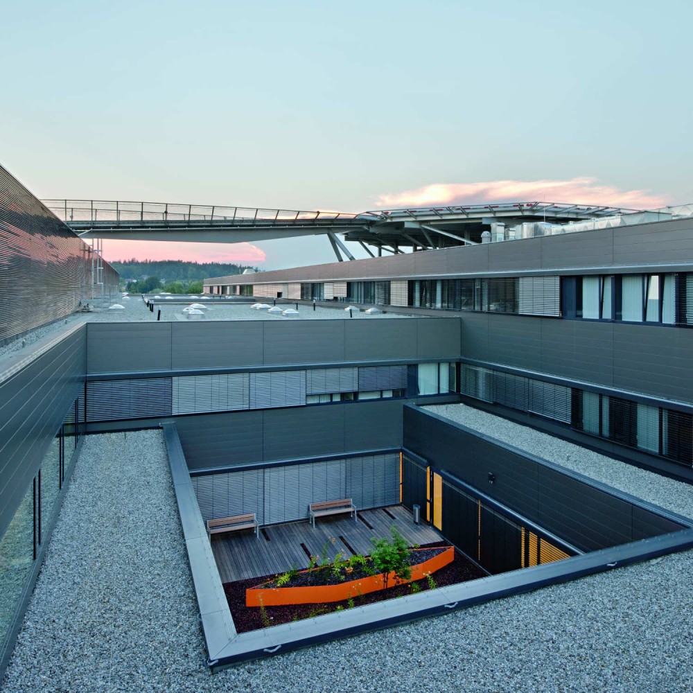 Klinikum Klagenfurt / DFA Dietmar Feichtinger Architectes © Hertha Hurnaus