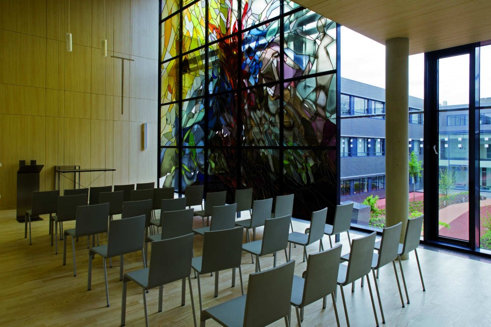 Klinikum Klagenfurt / DFA Dietmar Feichtinger Architectes © Hertha Hurnaus