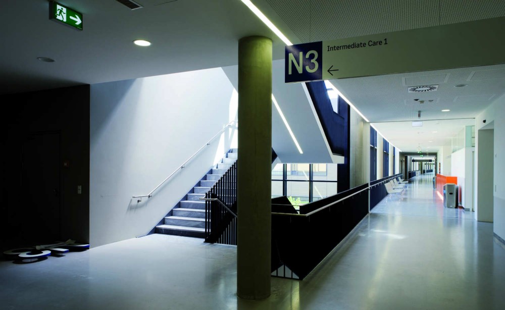 Klinikum Klagenfurt / DFA Dietmar Feichtinger Architectes