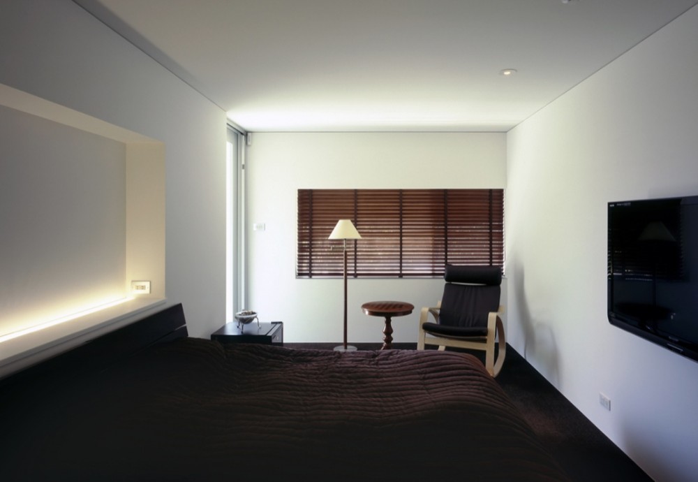 Residence in Kurakuen / NRM-Architects Office
