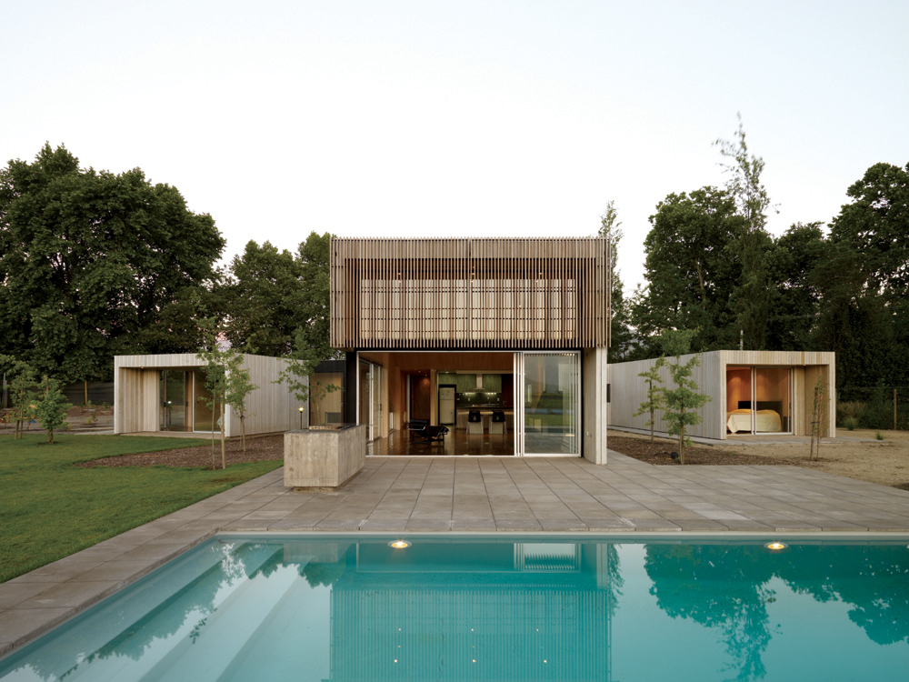 Finger Joint House / LAND Arquitectos