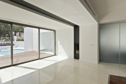 House In Vale Bem / espaço a3