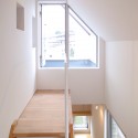 Satellites - House - Studio LOOP Satellites - House - Studio LOOP © Courtesy of Studio LOOP