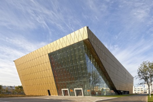 Tianjin Sports Arena / KSP Jürgen Engel Architekten