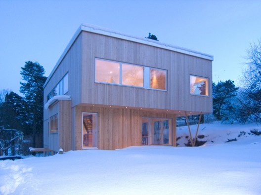 Villa Kapla / YAJ Architects