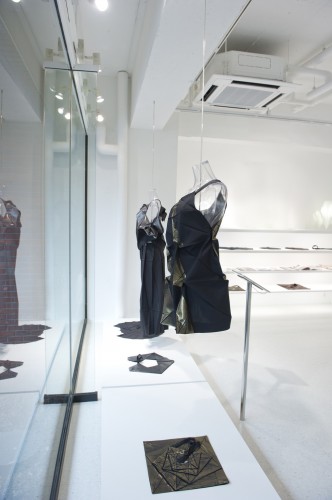132 5. Issey Miyake / Tokujin Yoshioka