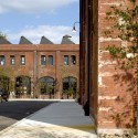 Urban Outfitters Corporate Campus / Meyer, Scherer & Rockcastle Urban Outfitters Corporate Campus / Meyer, Scherer & Rockcastle © Lara Swimmer Photography