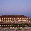Urban Outfitters Corporate Campus / Meyer, Scherer & Rockcastle