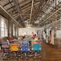 Urban Outfitters Corporate Campus / Meyer, Scherer & Rockcastle Urban Outfitters Corporate Campus / Meyer, Scherer & Rockcastle © Lara Swimmer Photography