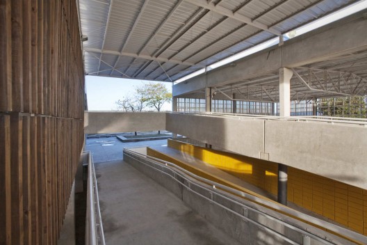 Public School In Votorantin / grupoSP