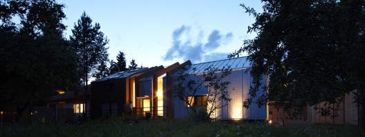 Music Farm / Normal Arhitektura