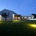 Two Houses - Arhitektri