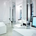 Bartek Janusz Hairdresser / moomoo Architects © Malgorzata Pstragowska
