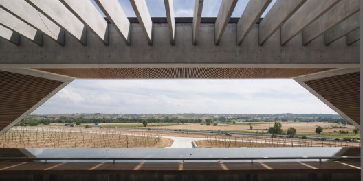 Faustino Winery / Foster + Partners