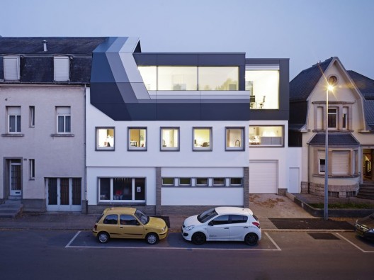 Roof Top Office Dudelange / dagli + atélier d'architecture