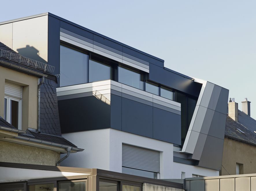 Roof Top Office Dudelange / dagli + atélier d’architecture