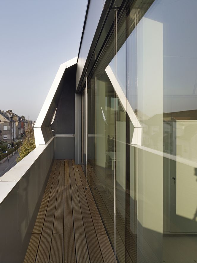 Roof Top Office Dudelange / dagli + atélier d’architecture
