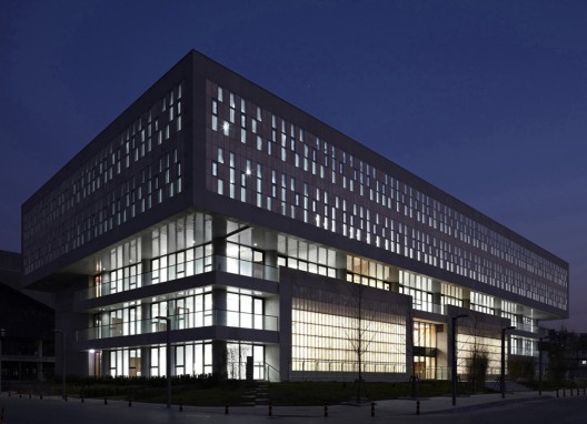 PKU University Of Law / Kokaistudios